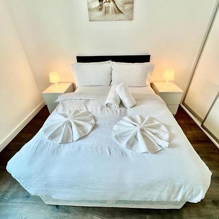 Immaculate Flat In West Croydon Apartment ภายนอก รูปภาพ