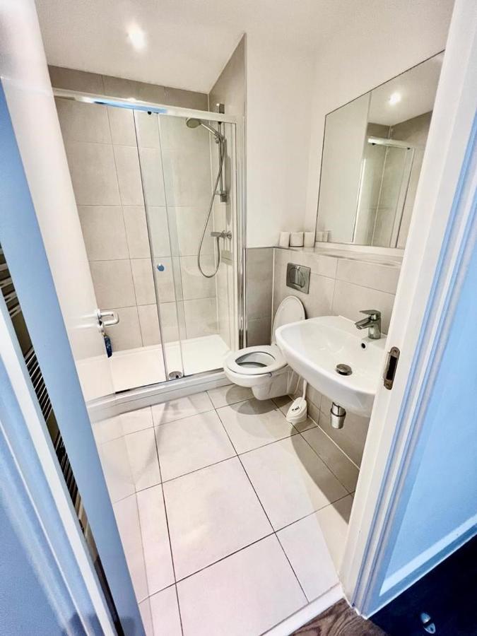Immaculate Flat In West Croydon Apartment ภายนอก รูปภาพ