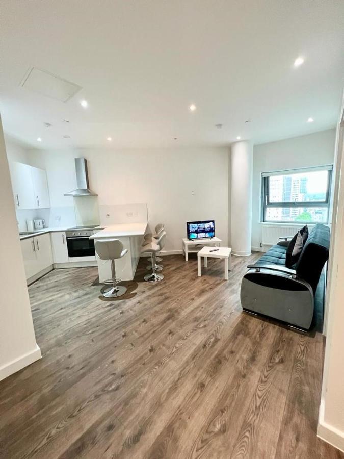 Immaculate Flat In West Croydon Apartment ภายนอก รูปภาพ