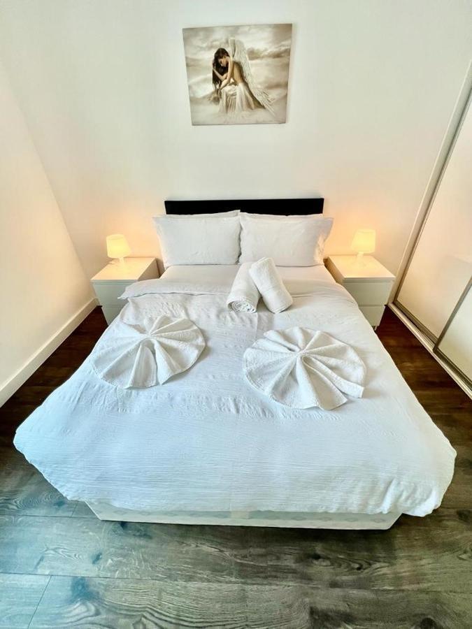 Immaculate Flat In West Croydon Apartment ภายนอก รูปภาพ